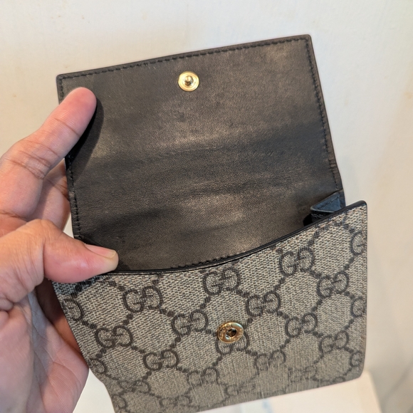 Gucci Black and Beige Wallet - Picture 6 of 12